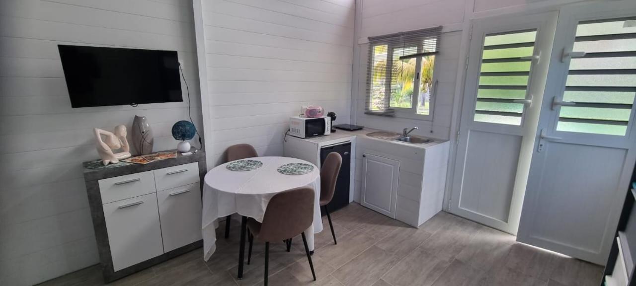 Studio 57 Bed and Breakfast Capesterre-Belle-Eau Εξωτερικό φωτογραφία